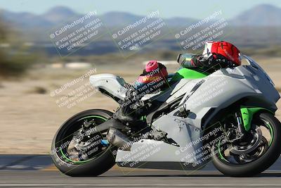 media/Jan-15-2026-Racers Edge (Thu) [[dfebeb70ab]]/3-B Group/Session 1 Turn 8/